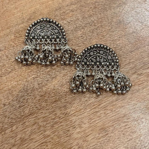 Tri earrings